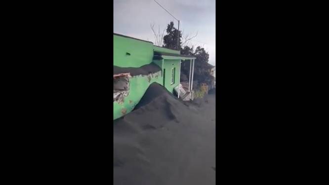 Scènes de désolation dans les rues de La Palma depuis l’éruption du volcan Cumbre Vieja