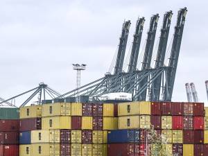Na woelige periode: Port of Antwerp-Bruges ziet containeroverslag opnieuw stijgen