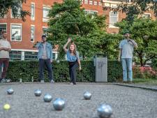 Jeu de boules met hipsters: de wijn ligt meer voor het grijpen dan de ballen