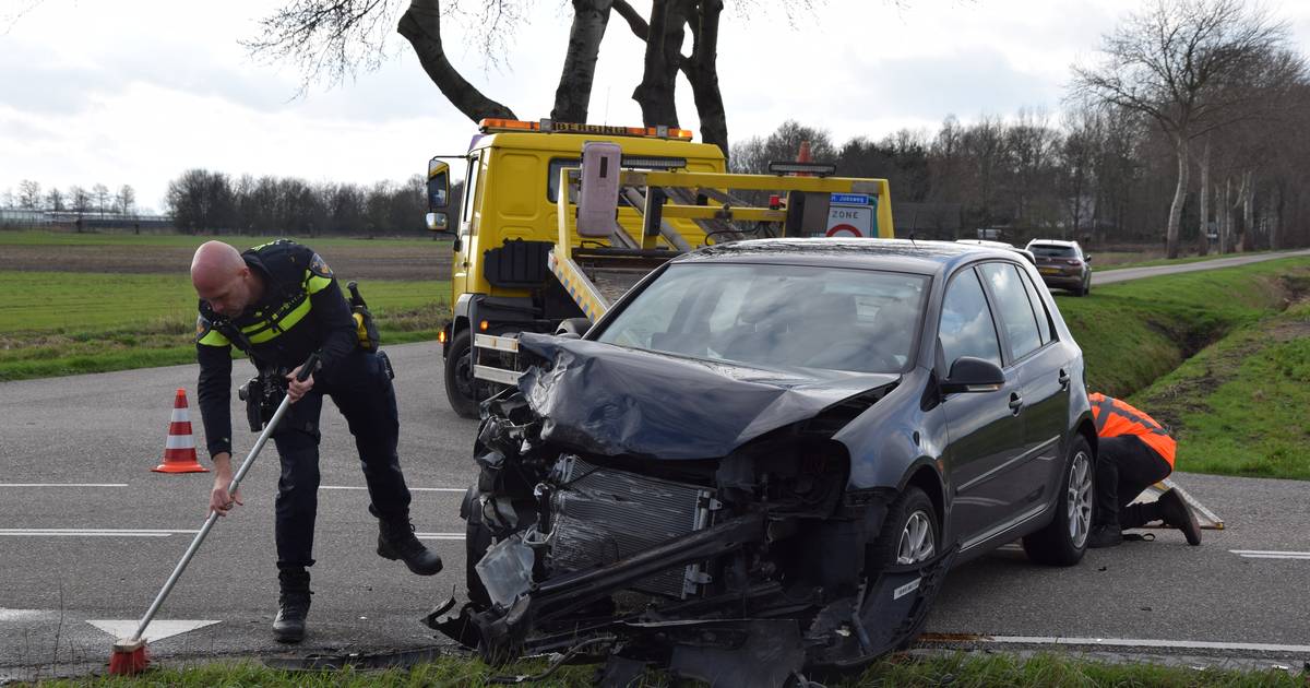 Dronken bestuurder veroorzaakt botsing in Oosterland.
