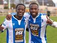 Jean-Willy Mapinga (links) en Kevin Katendi, twee doelpuntenmakers voor ESA zaterdag, vieren de 3-0 overwinning tegen VVA Achterberg.