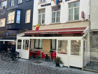 Overlijden van taverne-uitbater Danny (55) blijft voorlopig mysterie: “Waarom lag mijn broer boven, maar niet in zijn bed?”