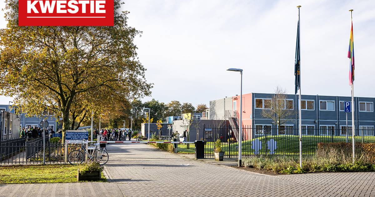 De Kwestie | Wat moet er met de azc-locatie in Hardenberg gebeuren?