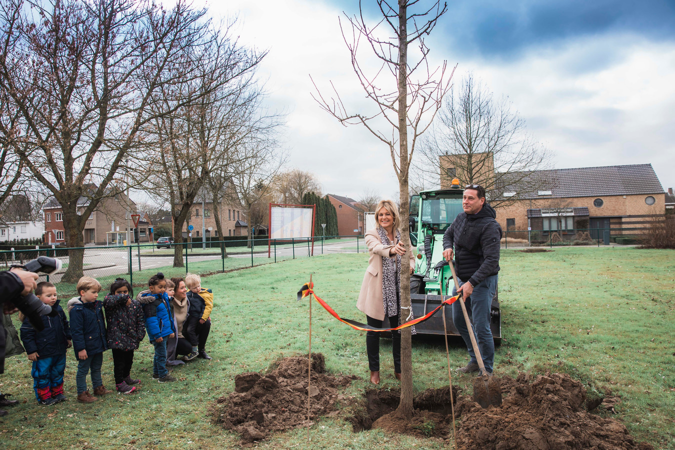 Basisschool Momentum Plant Klimaatboom Foto Hln Be