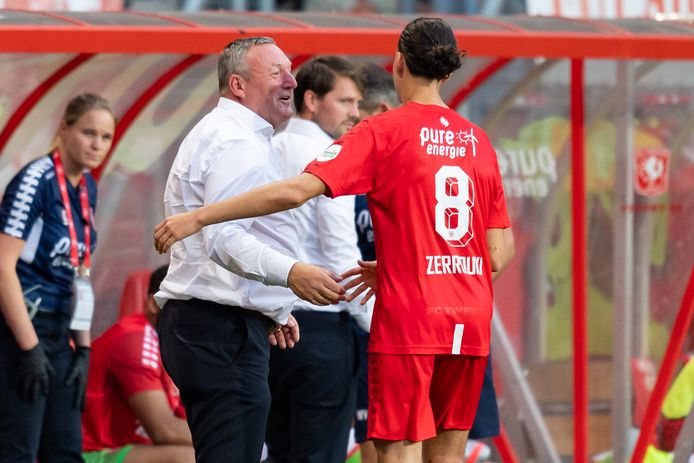 Ron Jans en Ramiz Zerrouki.