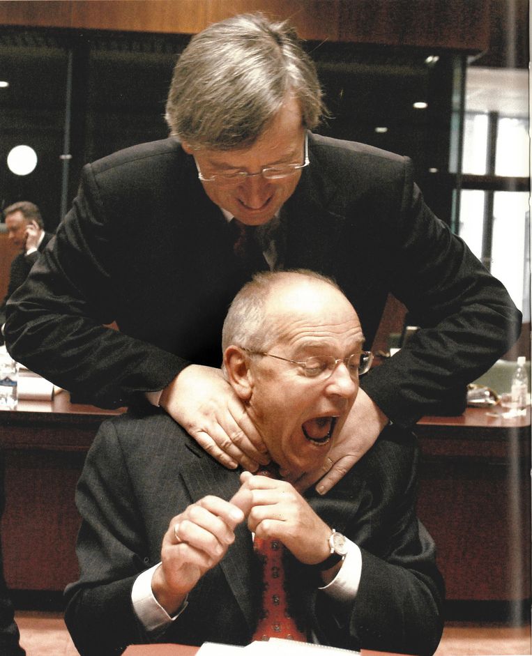 Gerit Zalm in 2005 met Jean-Claude Juncker, inmiddels voorzitter van de Europese Commissie. Beeld HH