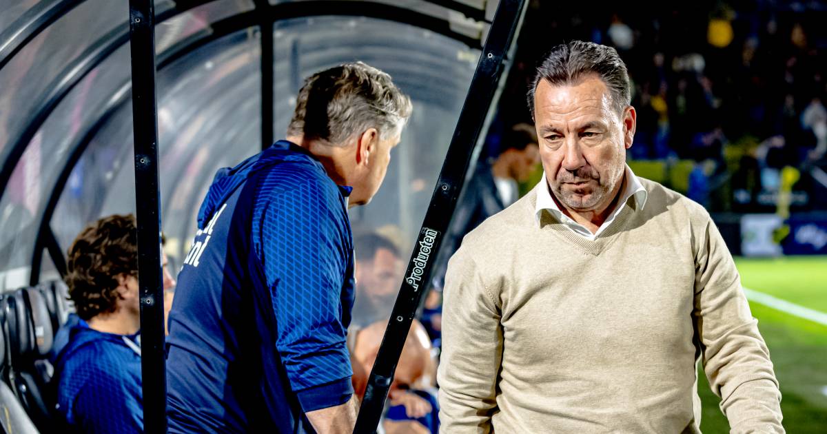 NAC handhaaft trainer Van Gastel ondanks verminderd draagvlak, technische staf als geheel onder verg