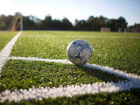 Jongen (15) hersendood geslagen bij massale vechtpartij op internationaal jeugdvoetbaltoernooi