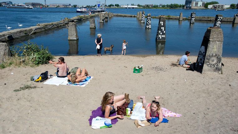 brug over het in bij Stenen Hoofd | Parool