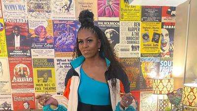 Michelle Obama s’affiche dans un look 90s inattendu