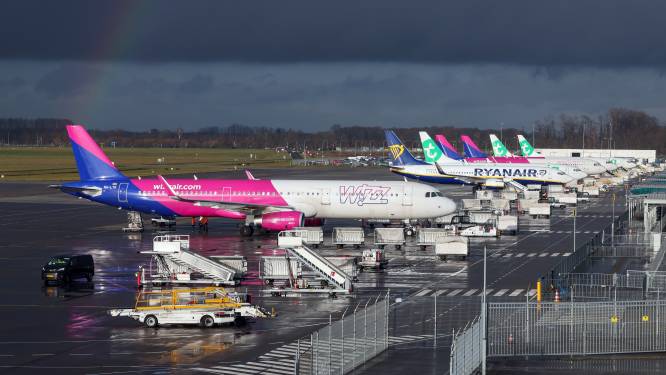 Enkele vluchten van en naar Eindhoven Airport zaterdag geschrapt wegens klimaatprotest