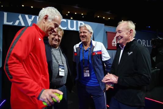 Van links naar rechts: John McEnroe, Canadees zakenman Andrzej Kepinski, Björn Borg en Rod Laver.