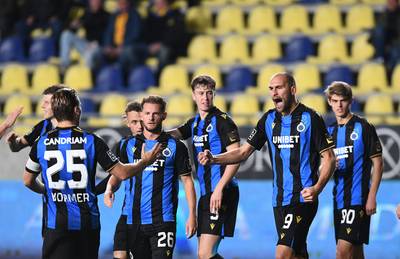 Dost sleept moeizame overwinning uit de brand voor Club Brugge op bezoek bij STVV