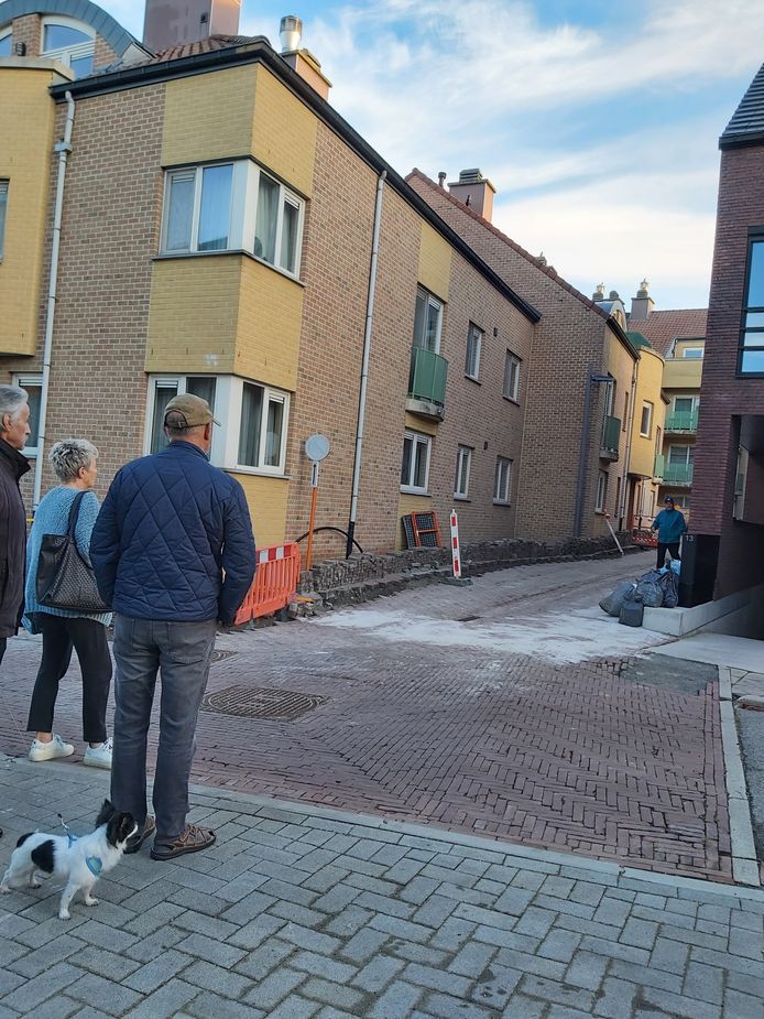 De mensen in de omgeving van de Broekstraat en Spaansebrugstraat werden geëvacueerd.