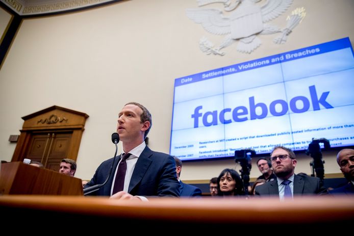 Facebook-baas Mark Zuckerberg had vandaag in het Amerikaanse Congres de nodige moeite om politici achter zijn plannen voor cryptomunt libra te krijgen.