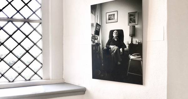 Foto's Anki Leene van 99-jarigen te zien in abdij Mariënkroon - BD.nl