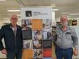 Bert Smeenk (rechts) en Herman Pleiter waren in de bibliotheek om verhalen aan te horen over de Tweede Wereldoorlog.
