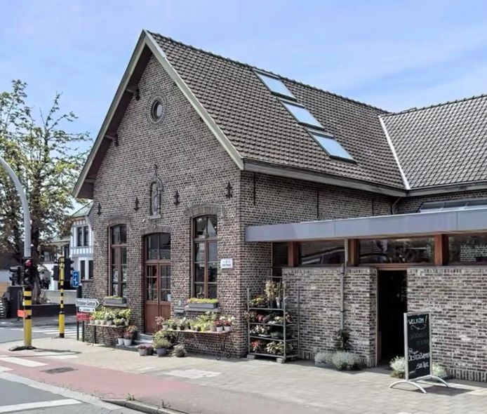 Bloemenwinkel Groenhof kreeg een inbreker over de vloer.