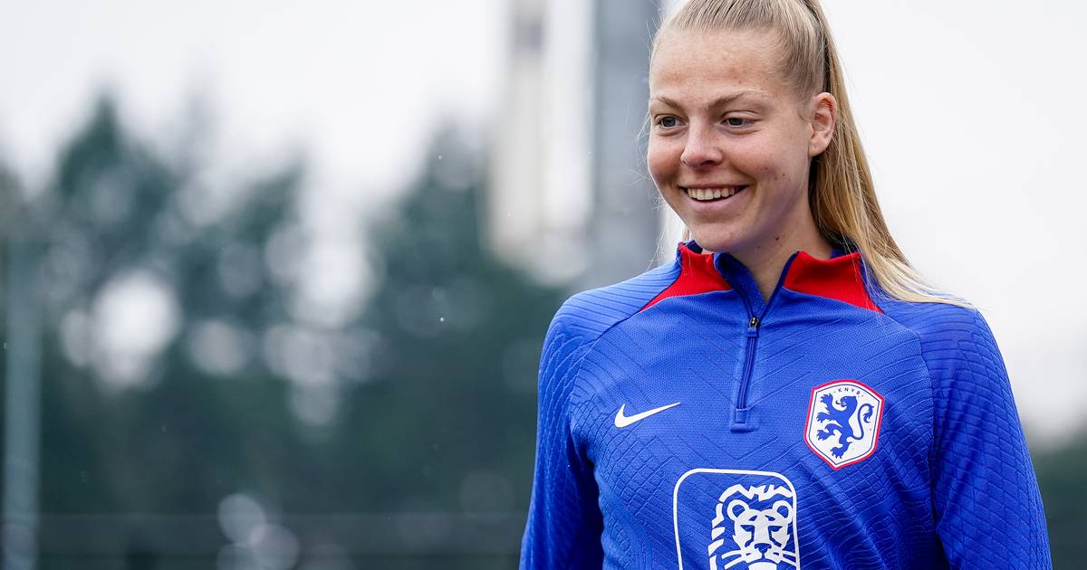Oranje Leeuwin Jill uit Terheijden speelt in de grootste voetbalstadions: ‘Ik wil belangrijk zijn vo