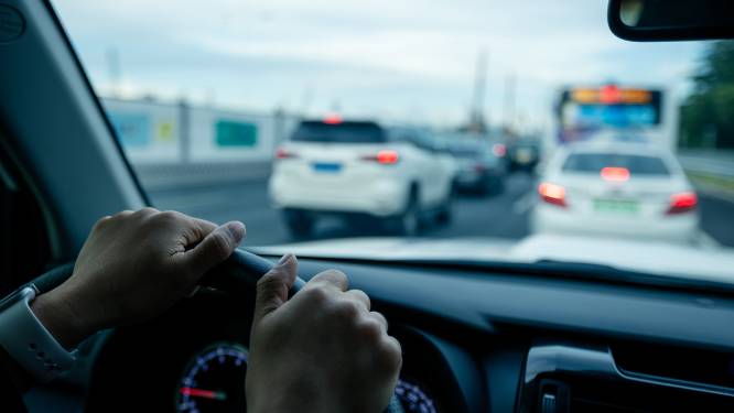 De Stelling: autorijden wordt stukken duurder, belachelijk!