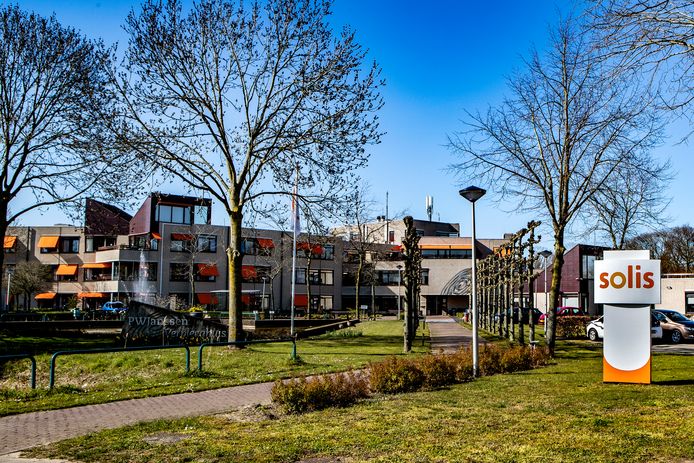 Zorggroep Solis met locaties in Deventer wordt nog steeds geraakt door het coronavirus.