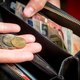 Gelijke loonstijging overheid en bedrijven