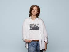 Actrice Elsie de Brauw heeft één guilty pleasure: ‘Rook één sigaret per dag, als ik ’s avonds thuiskom’