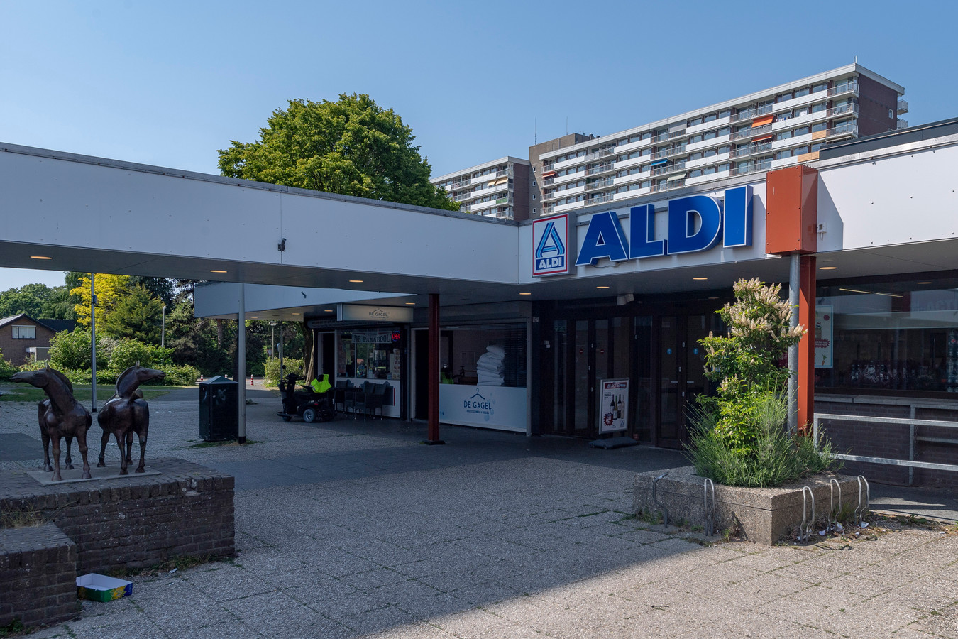 Aldi in winkelcentrum Bergen op Zoom verdwijnt, klanten verbijsterd