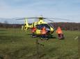 Een traumahelikopter werd opgeroepen vanwege het ongeluk.