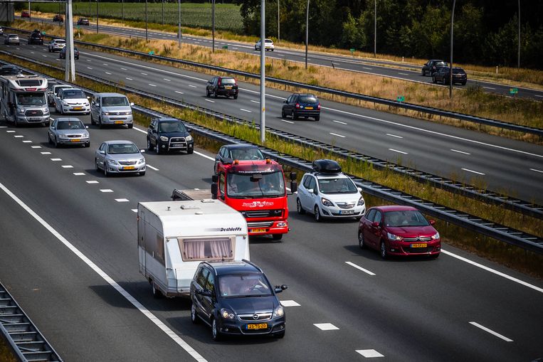 Nederland kleurt volledig rood op coronakaart, Groningen ...