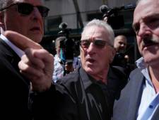 “Un clown”: De Niro attaque Trump devant le tribunal de New York