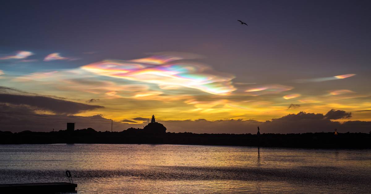 Special natural phenomenon over the UK: rare mother-of-pearl clouds conquer the sky |  science and planet