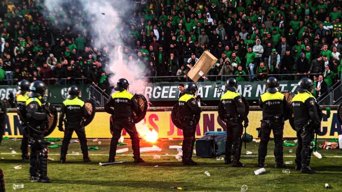 Voetbalvandalisme weer heikel thema: ‘Fans moeten weten welke sanctie ze boven het hoofd hangt
