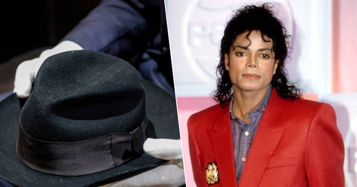 Michael Jackson's Hat from Iconic Moonwalk Performance Sold at Auction