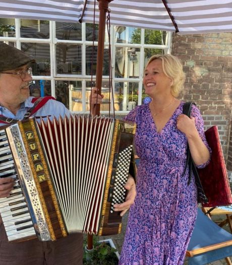 Loon op Zand ‘bruist’ met ZomerAtelier: ‘Eindelijk weer iets creatiefs’