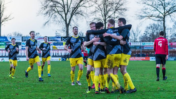 De mannen van Staphorst mogen zich opmaken voetbal in de derde divisie.