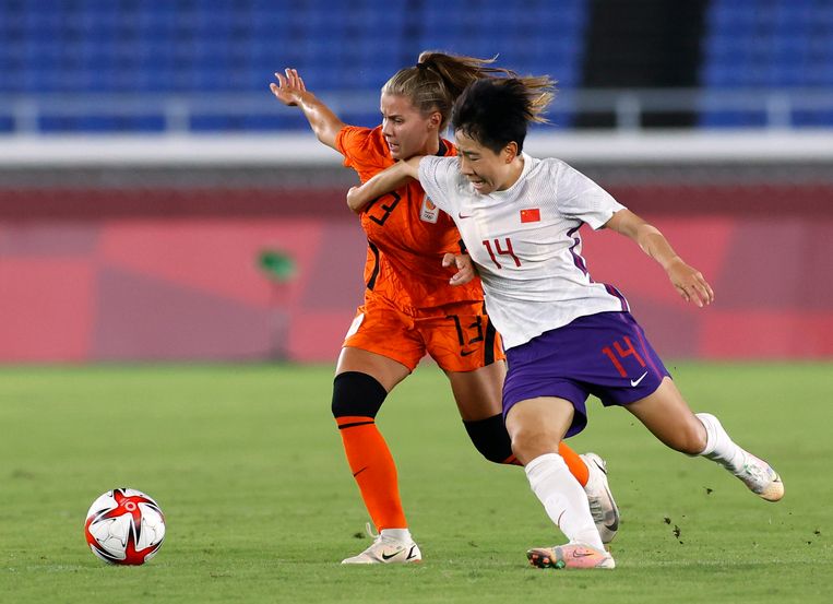 Oranjevrouwen mogen herkansen tegen wereldkampioen VS na winst op China (8-2)