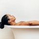 Libelle Legt Uit: wat is duurzamer - onder de douche of in bad?