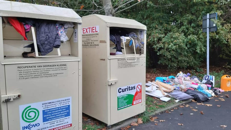 Oude schoenen online kledingcontainer