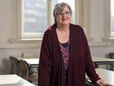 Addy (63) leerde pas op latere leeftijd lezen en schrijven; nu helpt ze laaggeletterdheid bestrijden