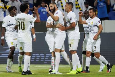 Un but splendide et un assist délicieux: les débuts réussis de Benzema avec Al-Ittihad