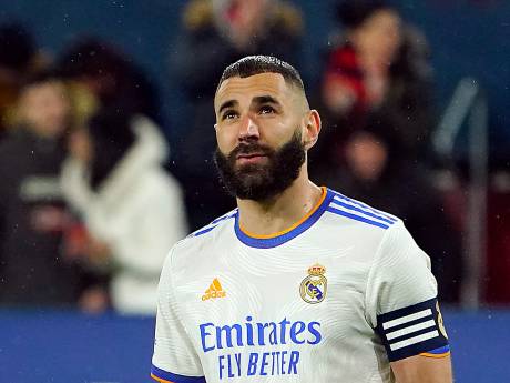 Carlo Ancelotti vol lof over bescheiden Karim Benzema: ‘Hij is spits, leider én een teamspeler’