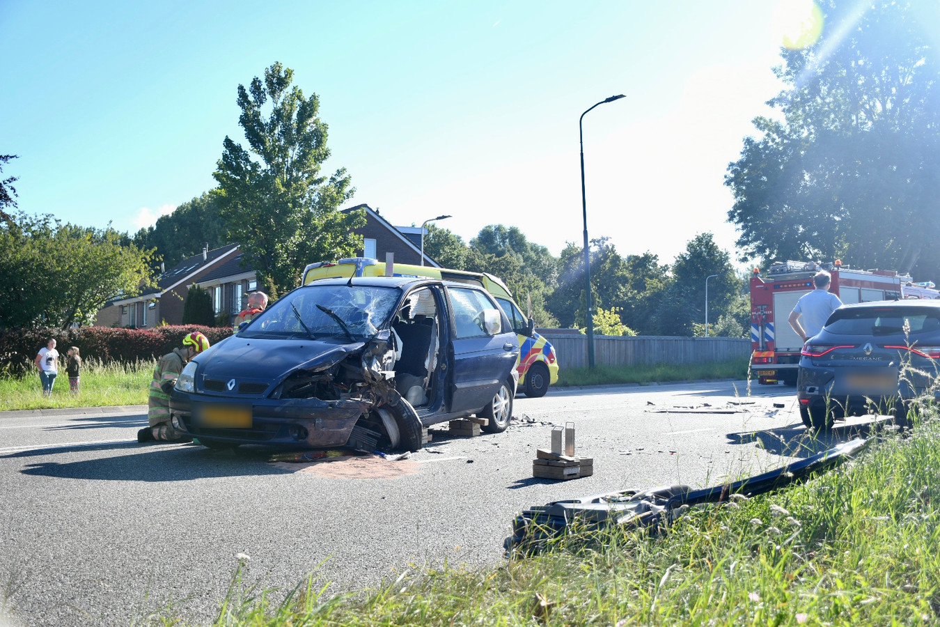 Persoon Bekneld In Auto Na Botsing Met Vrachtwagen In Ijsselstein Foto Gelderlander Nl