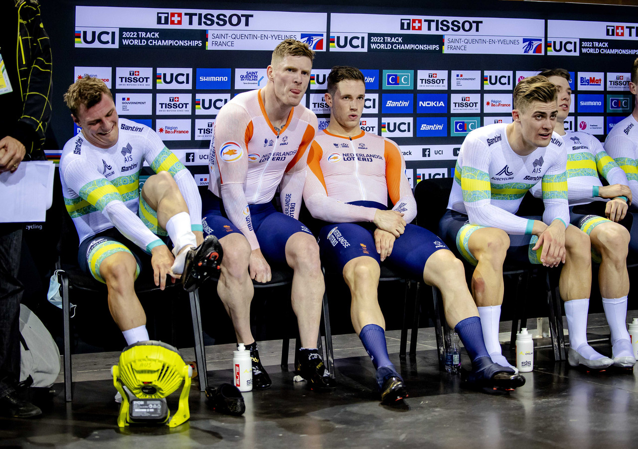Roy van den Berg ‘zwakste schakel’ bij zilveren teamsprinters op WK