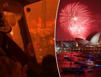 Terwijl brandweer omsingeld wordt door vuurzee en duizenden mensen naar stranden vluchten: groots vuurwerk in Sydney
