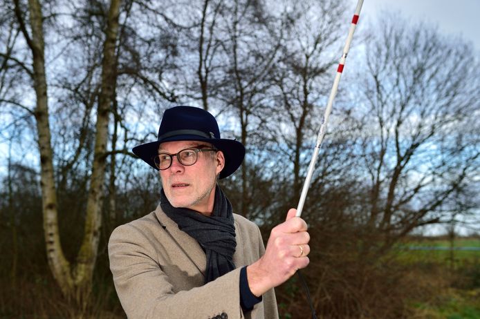 De slechtziende Jan Plak.