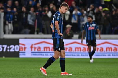 Disappointing evening for Charles De Ketelaere: Atalanta gives away lead against Como, Red Devil substituted after an hour