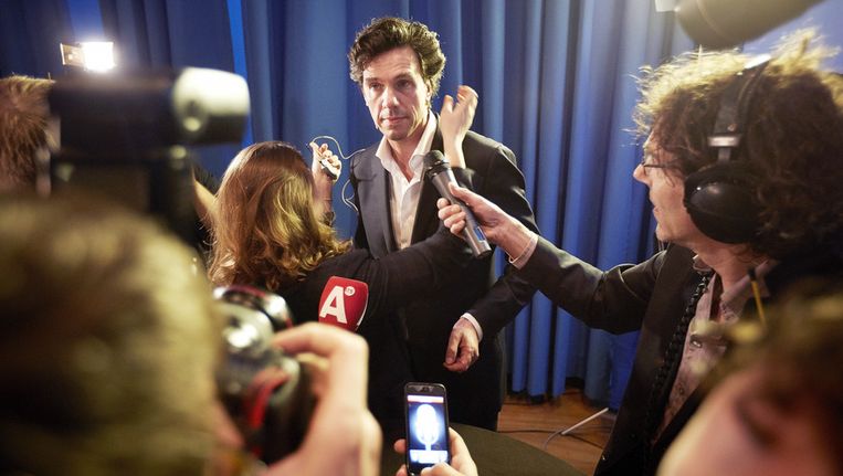 PvdA-lijsttrekker van Amsterdam Pieter Hilhorst beantwoordt vragen in het stadhuis van Amsterdam tijdens de slotbijeenkomst na de gemeenteraadsverkiezingen Beeld ANP