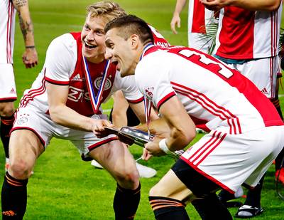 Bekijk hier de mooiste foto's van kampioensfeest Ajax