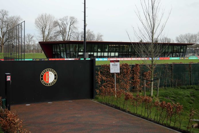 Het trainingscomplex 1908 van Feyenoord is afgesloten.